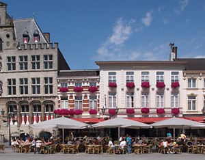 Grand Cafe Hotel De Bourgondiër Bergen op Zoom in Bergen op Zoom
