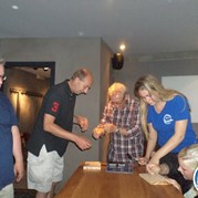 48) Minute to Win It! Indoor *  (Eigen locatie)