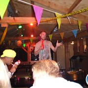 94) Minute to Win It! Indoor *  (Eigen locatie)