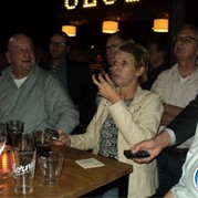 38) Pop Quiz *  (Eigen locatie)