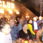 43) Pop Quiz *  (Eigen locatie)