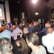 83) Pop Quiz *  (Eigen locatie)