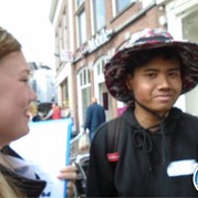 32) Wie is de Sjaak?  Sneek