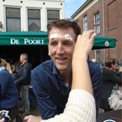 66) Wie is de Sjaak?  Sneek