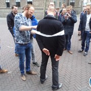 64) Wie is de Sjaak?  Enschede