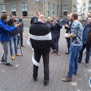 66) Wie is de Sjaak?  Enschede