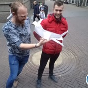 69) Wie is de Sjaak?  Enschede