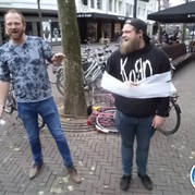 77) Wie is de Sjaak?  Enschede