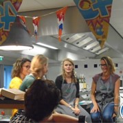 32) Gek op Holland *  (Eigen locatie)