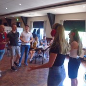 42) Alles mag op Vrijdag Quiz*   (Eigen locatie)