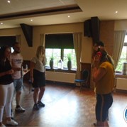 43) Alles mag op Vrijdag Quiz*   (Eigen locatie)