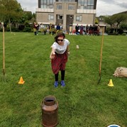 38) Farm Games   (Eigen locatie)