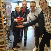 35) The App Game  (Eigen locatie)