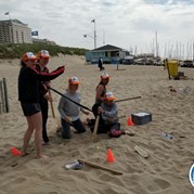 45) Expeditie Robinson  (Eigen locatie)