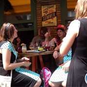 53) 50 Tinten Grijs  (Eigen locatie)