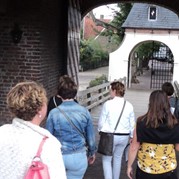 34) De Da Vinci Code   (Eigen locatie)