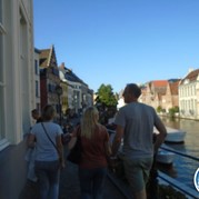 24) Escape in the City Gent