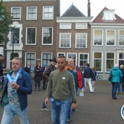 57) Wie is de Rat?  Delft