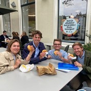 38) Wie is de Rat (zonder horeca)  (Eigen locatie)