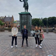 87) Wie is de Rat (zonder horeca)  (Eigen locatie)