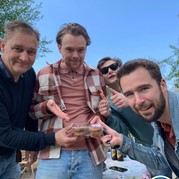 32) Wie ontdekt de Verrader? (zonder horeca) *  (Eigen locatie)