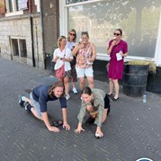 41) Wie ontdekt de Verrader? Den Haag