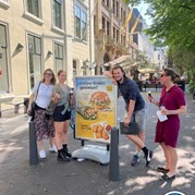 43) Wie ontdekt de Verrader? Den Haag