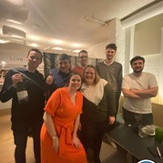 98) Wie ontdekt de Verrader? aan tafel *  (Eigen locatie)