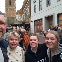 The Hunt eigen locatie  (Eigen locatie)