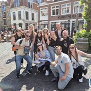 1) The Hunt Leiden