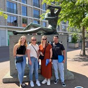 8) Wie ontdekt de Verrader? (zonder horeca) *  (Eigen locatie)