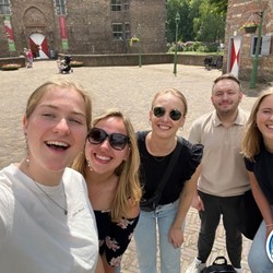 City Hunters met begeleiding op afstand  (Eigen locatie)