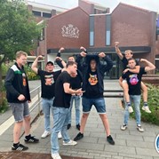 29) Hunted met begeleiding op afstand  (Eigen locatie)