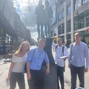 72) Wie is de Rat (zonder horeca)  (Eigen locatie)