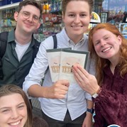 94) Wie is de Rat (zonder horeca)  (Eigen locatie)