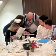 5) Moordspel *  (Eigen locatie)