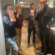 16) Wie ontdekt de Verrader? aan tafel *  (Eigen locatie)