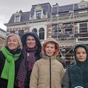 13) Wie ontdekt de Verrader met begeleiding op afstand  (Eigen locatie)