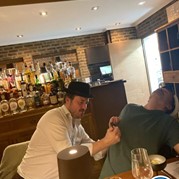 6) Moordspel *  (Eigen locatie)