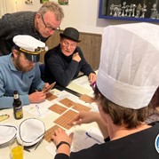 10) Moordspel *  (Eigen locatie)