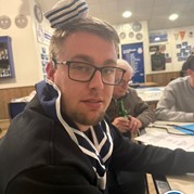 4) Moordspel *  (Eigen locatie)