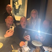 10) Wie ontdekt de Verrader? aan tafel *  (Eigen locatie)