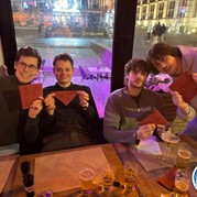 27) Wie ontdekt de Verrader? aan tafel Leuven