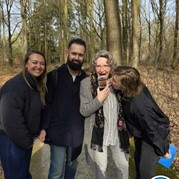 1) Wie ontdekt de Verrader? (zonder horeca) *  (Eigen locatie)