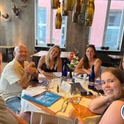 15) Wie ontdekt de Verrader? aan tafel Gent