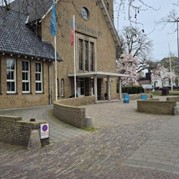 3) Escape in the City  (Eigen locatie)