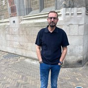 16) The Hangover met begeleiding op afstand  (Eigen locatie)