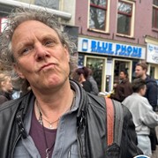 3) The Hangover met begeleiding op afstand  (Eigen locatie)