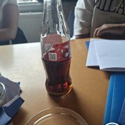 25) Wie ontdekt de Verrader? aan tafel Arnhem