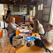 3) Wie ontdekt de Verrader? aan tafel Arnhem